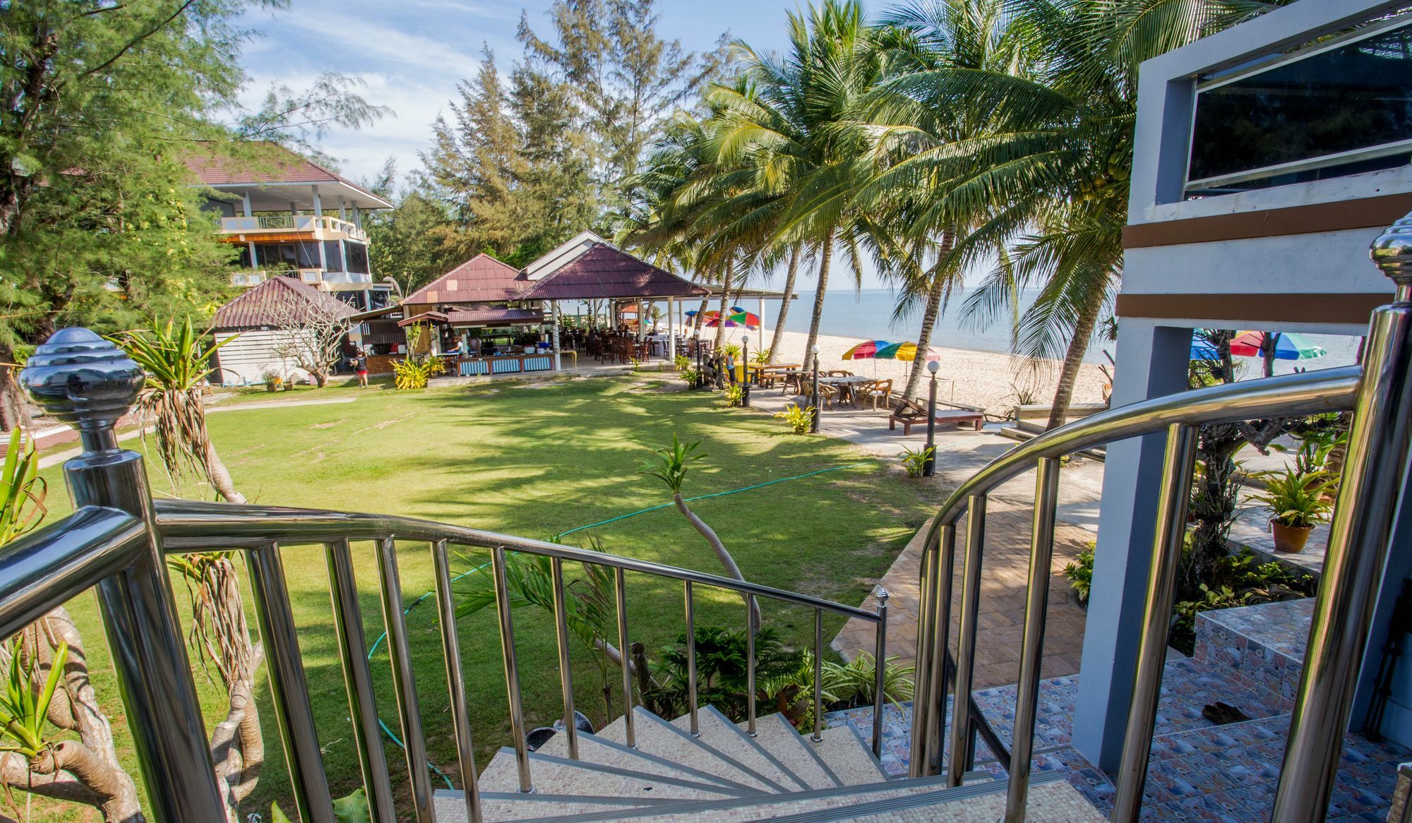 The Uncle Beach Resort And Seaside Residence Bang Saphan Noi Exterior foto